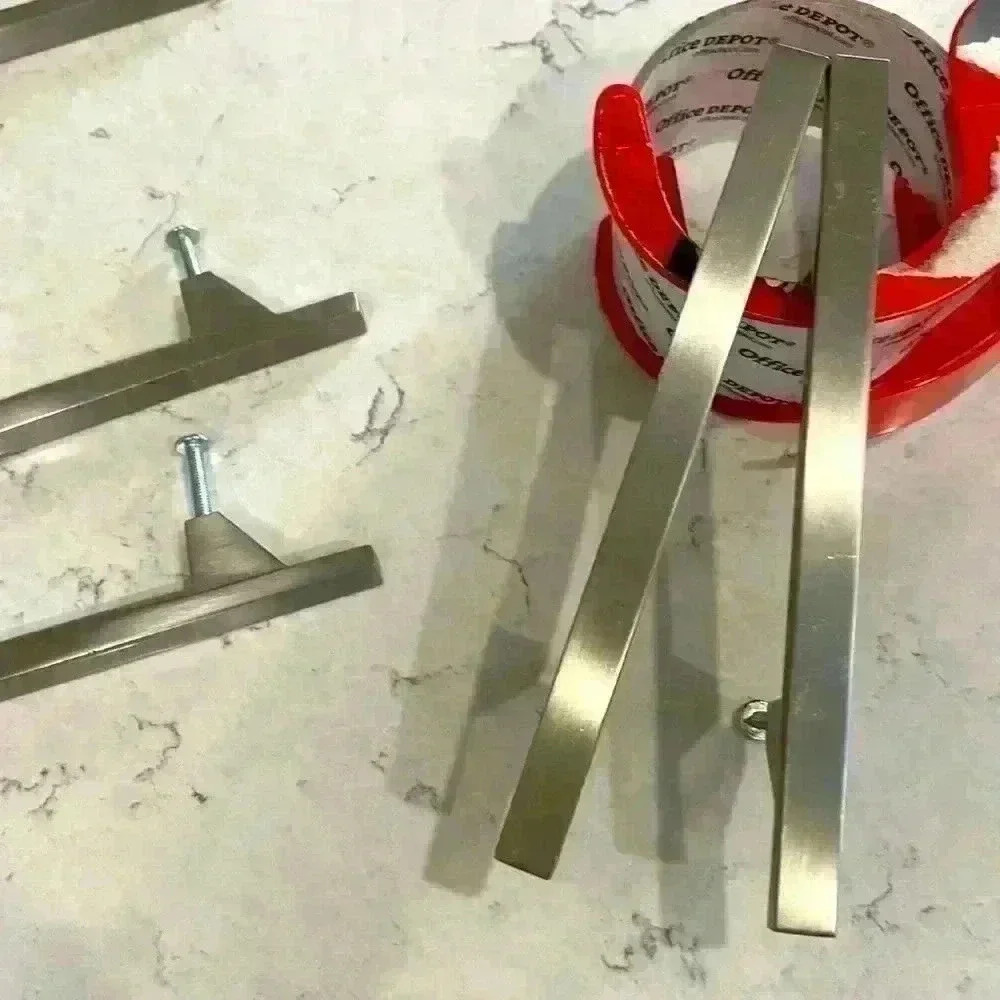 Cabinet Handles 🛠️ - Picture 2 of 6